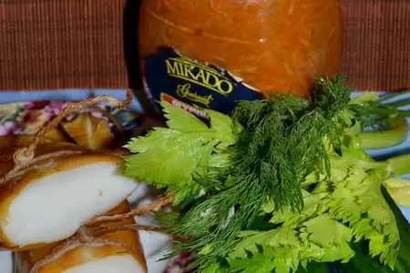 Салат из копчёного кальмара: шаг 1