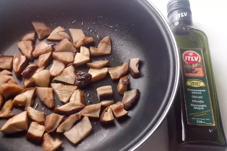Ревуэльто с грибами: шаг 4