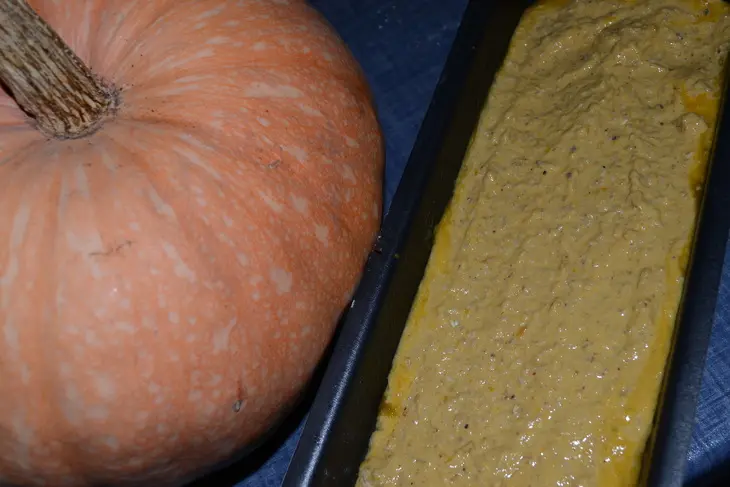Овсяный кекс с тыквой, медом и орехами: шаг 8