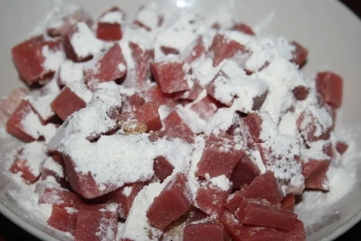 Пикантная говядина с овощами и рисом индика на гарнир за 20 минут: шаг 2