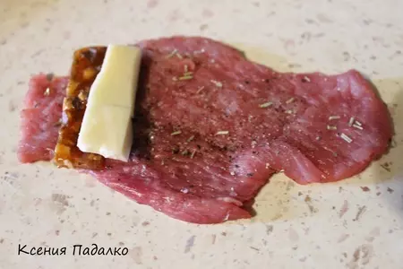 Рулетики из индейки с хрустящим центром: шаг 3