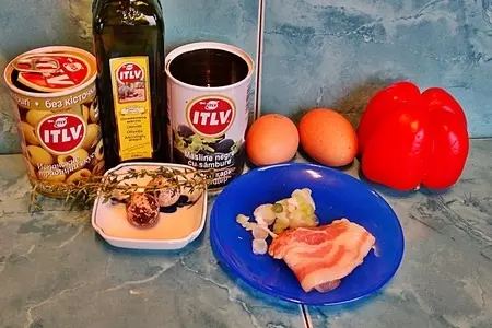 Фритатта с беконом и тимьяном.: шаг 1