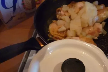 Курица с ананасом и золотым пшеном за 20 минут: шаг 3