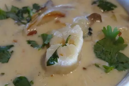 Крабовый крем суп с гребешками и грибами: шаг 8