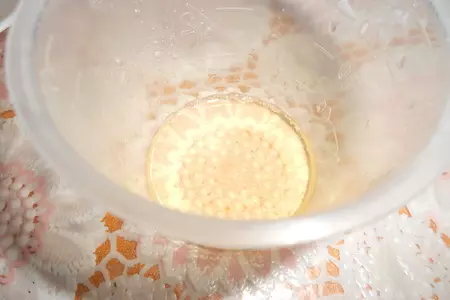Брускетта с козьим сыром и черникой: шаг 3
