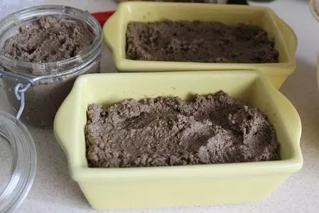 Паштет из свиной печени с черносливом: шаг 9