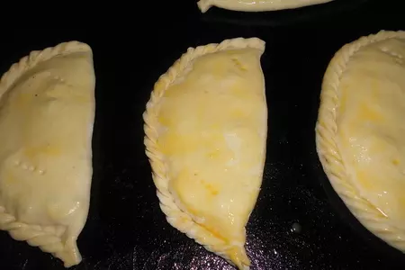 Кальцоне с цукини, оливками и моцареллой.: шаг 7