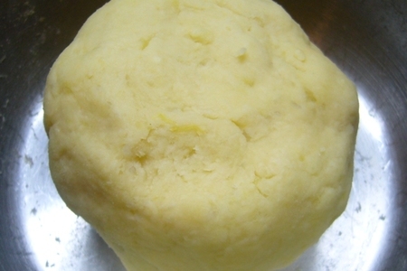 «колбаса» из картофельного теста: шаг 2