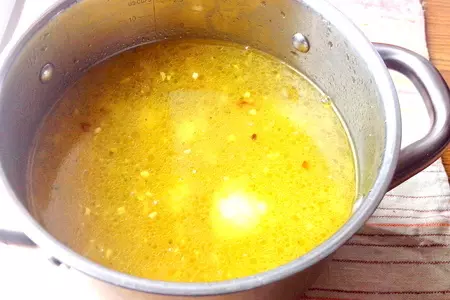 Суп из цветной капусты с картофелем и морковью: шаг 5