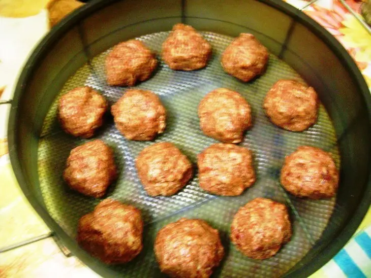 Сабджи из баклажанов с мясными шариками и рисом индика браун от «мистраль» за 30 минут.: шаг 1