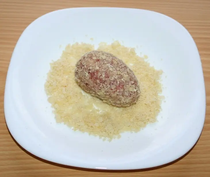 Мясные мини-зразы с сырной начинкой с рисом басмати mix  и овощами "птичье гнездо" за 20 минут: шаг 4