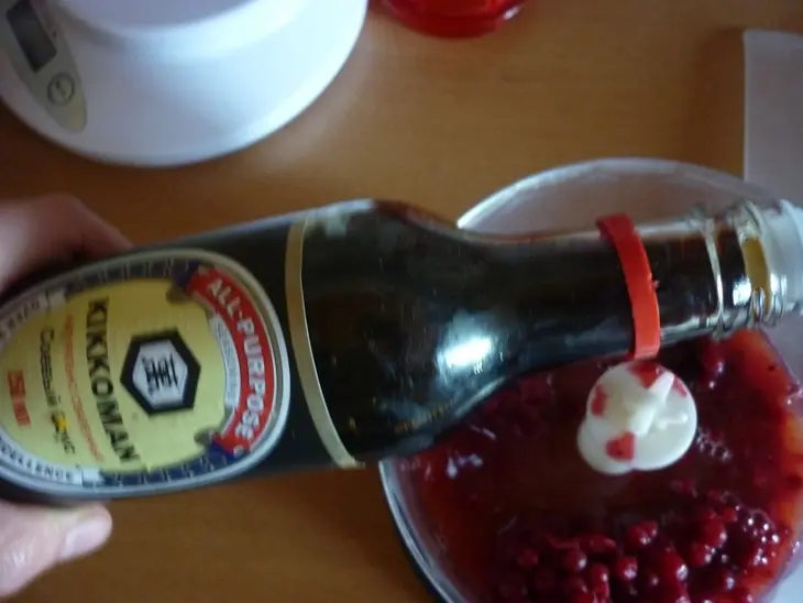 Мясо, запечённое в бруснично-апельсином соусе: шаг 2