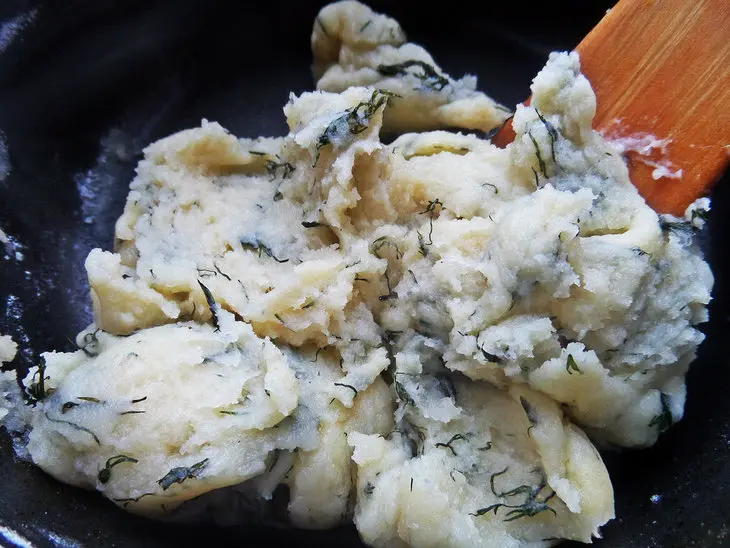 Куриный бульон с заварными клёцками: шаг 8