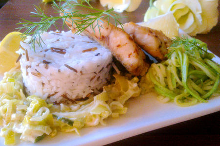 Рыба сибас, рис басмати микс на подушке из сливочного порея и салат из кабачка: шаг 7