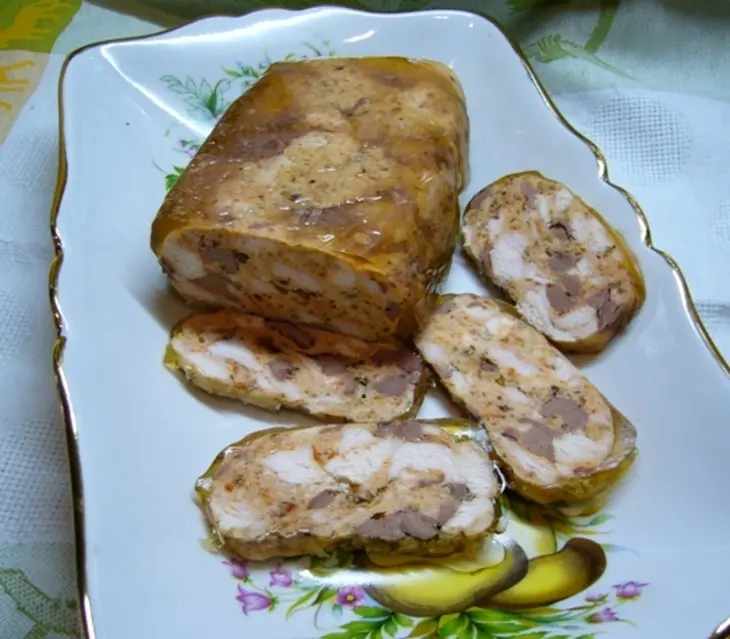 Куриная «ветчина» с сердечками: шаг 5