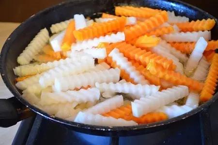 Нежная курица с гарниром из редьки и тыквы.: шаг 7