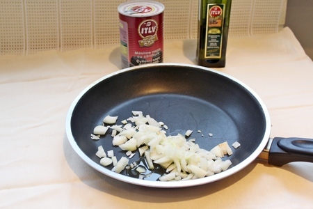 Тимбаль из картофельного пюре с креветками и миндальным соусом.: шаг 3