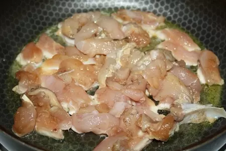 Острая яичная лапша с курицей в тайском стиле: шаг 3