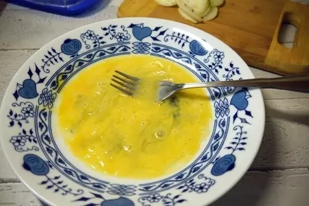 Быстрый супчик с яичными блинчиками: шаг 2