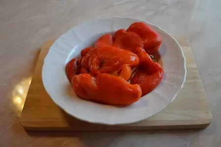 Нежная курочка с пюре из запечного сладкого перца и картофеля.: шаг 1