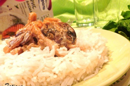 Рис басмати с курицей и грибами под сливочным соусом за 12 минут: шаг 5