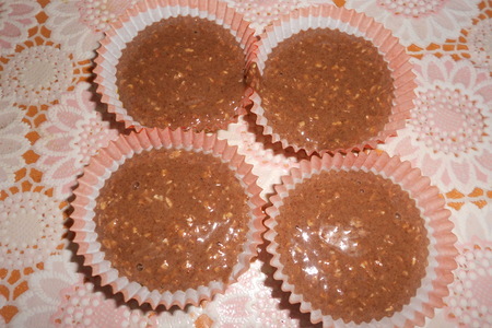 Шоколадно-отрубные пирожные "моментальные": шаг 5