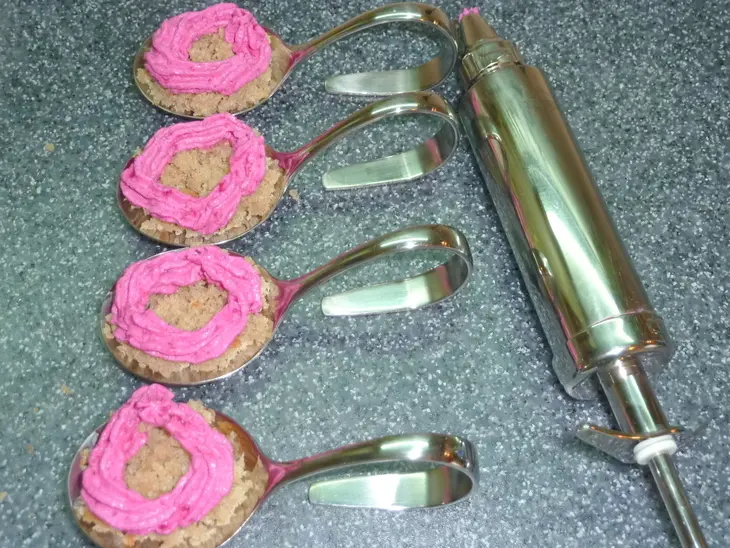 Порционная закуска с сельдью в стиле  amuse bouche: шаг 7