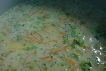Сливочный суп из брокколи,моркови и лука: шаг 5