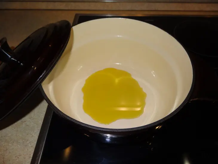 Перец фаршированный в томатном соусе: шаг 4
