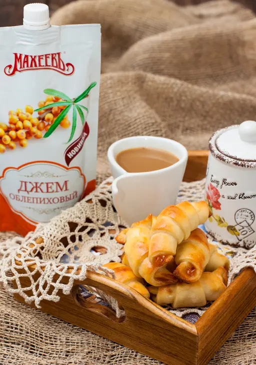 Рогалики из творожного теста с облепиховым джемом: шаг 5