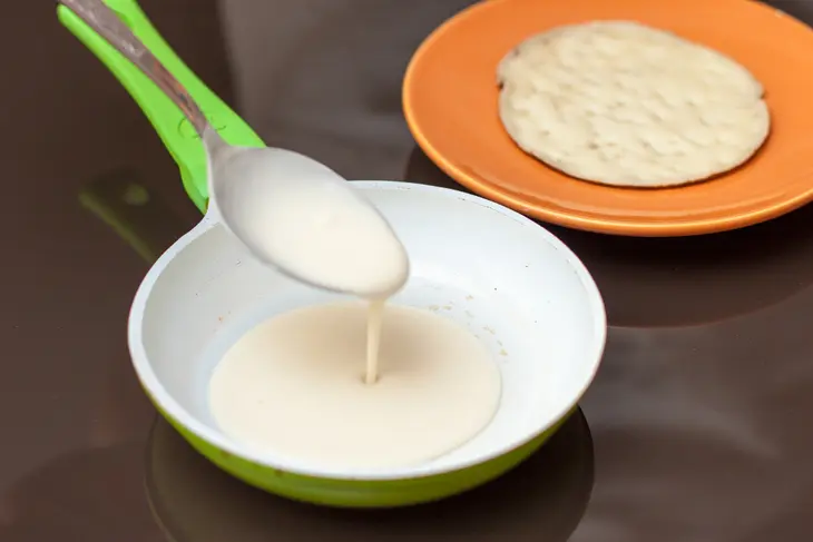 Блинчики с клубничным джемом: шаг 2