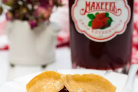 Блинчики с клубничным джемом: шаг 8