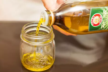Французская салатная заправка - пятиминутка: шаг 1
