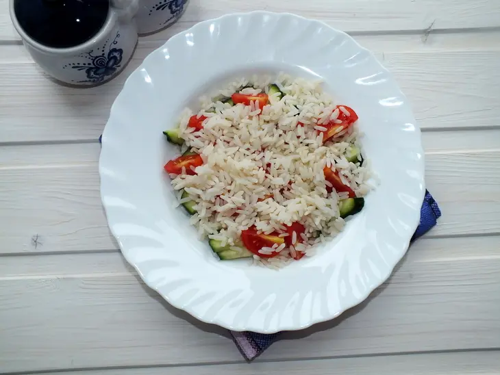 Рисовый салат с овощами: шаг 2