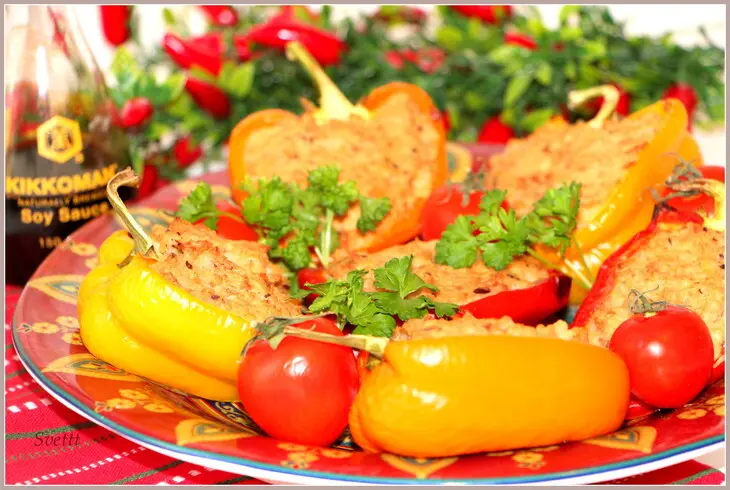 Перец фаршированный сложносочиненной начинкой с ореховым вкусом: шаг 7