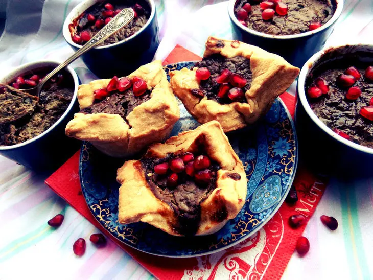 Печёночный паштет,запечённый в корзинках: шаг 9