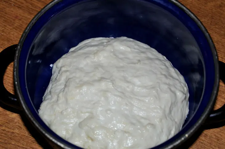Постные пирожки с капустой и грибами: шаг 3