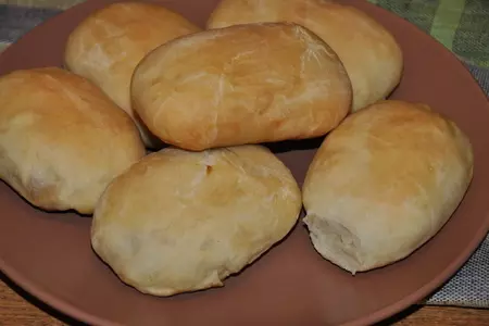 Постные пирожки с капустой и грибами: шаг 8