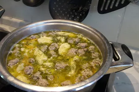 Суп с галушками и фрикадельками: шаг 7
