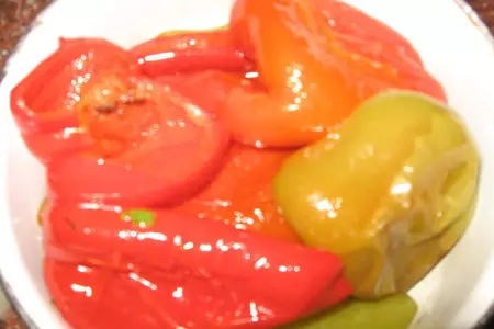 Мариннованые перцы фаршированные зеленью: шаг 2