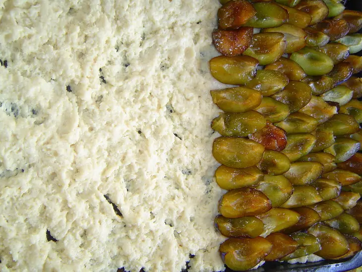 Кухен со сливами-pflaumenstreuselkuchen.: шаг 1