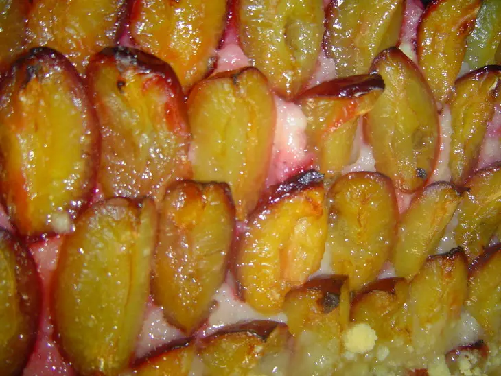 Кухен со сливами-pflaumenstreuselkuchen.: шаг 2