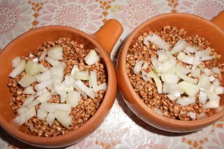 Запеченная гречка с мясом под сырной " шапочкой": шаг 3