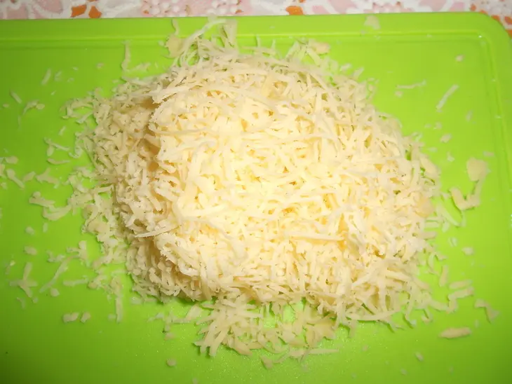 Запеченная гречка с мясом под сырной " шапочкой": шаг 5