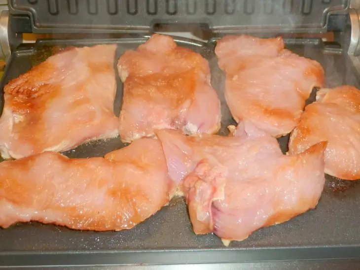 Теплый салат с грудкой индейки и грилованными овощами: шаг 4