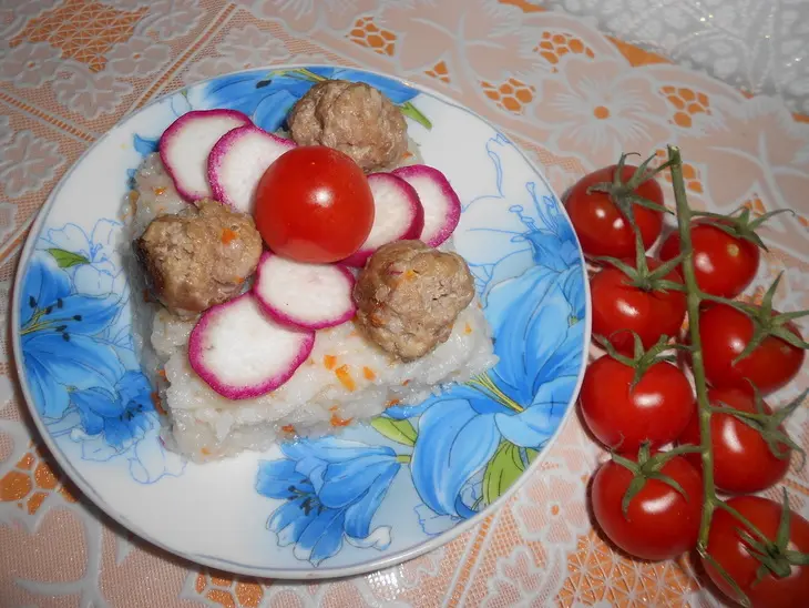 Рисовая каша с мясными шариками: шаг 4