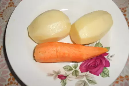 Суп с гречкой и шампиньонами: шаг 1