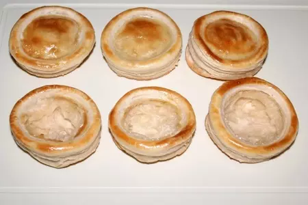 Волованы с мясным салатом: шаг 4
