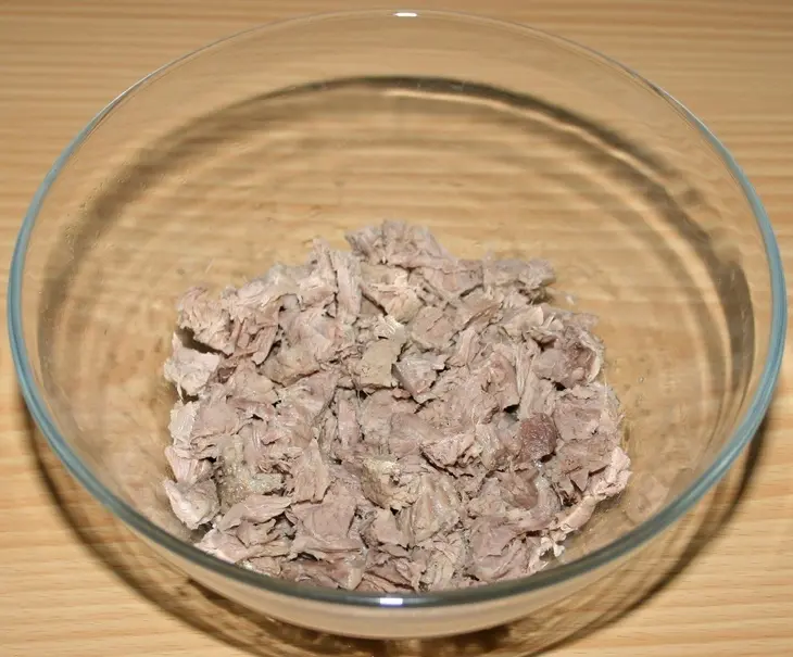 Волованы с мясным салатом: шаг 5
