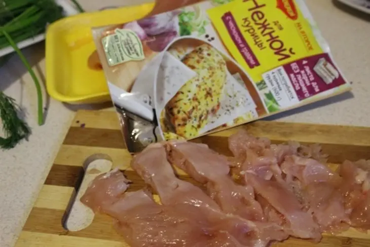 Нежная курочка с чесноком и травами с рисом или ужин для маленькой привереды.: шаг 1
